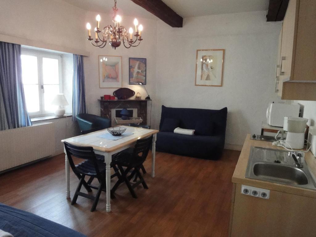 Apartament Le Studio De Christine Durbuy Pokój zdjęcie